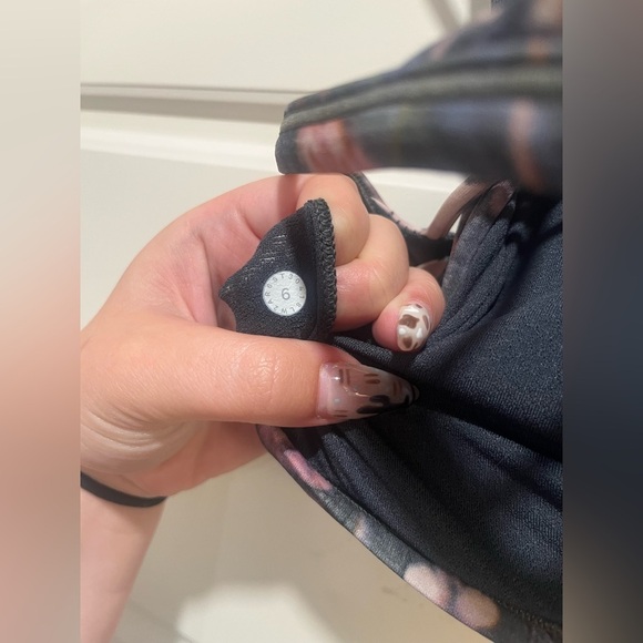 Lululemon Free To Be Bra(Wild) - Picture 7 of 7